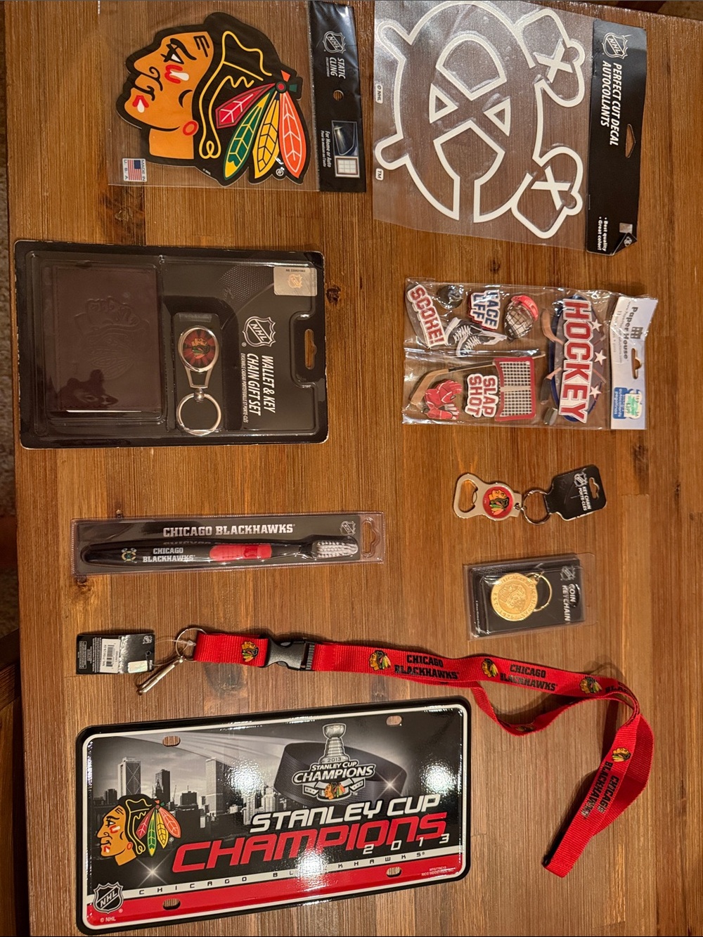 Bundle black hawks ! ( 8 items )